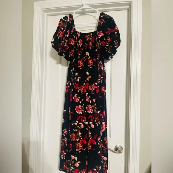 Maurices Red and Pink Smocked Maxi Dress ✨NWOT✨ - Picture 2 of 7